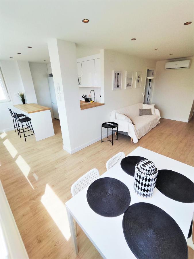 Aljarafe Central Square - By Pro Apartments San Juan de Aznalfarache Zewnętrze zdjęcie