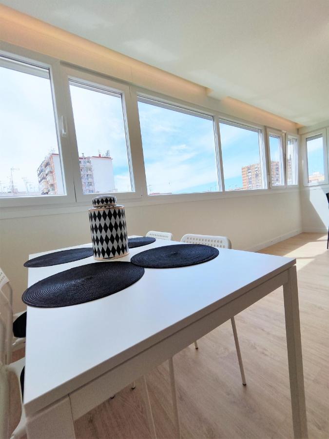 Aljarafe Central Square - By Pro Apartments San Juan de Aznalfarache Zewnętrze zdjęcie